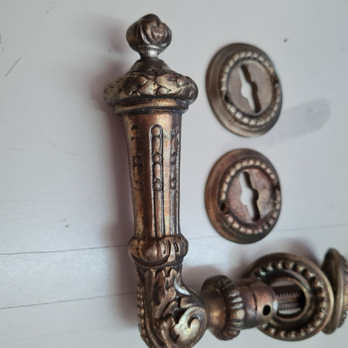 Imagen 2 de 10 de Picaporte Manija Puerta Estilo Antiguo De Bronce Mate.