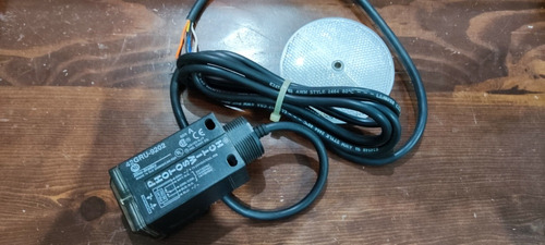 Sensor Fotoeléctrico Allen Bradley 42gru-9002 (Usado)