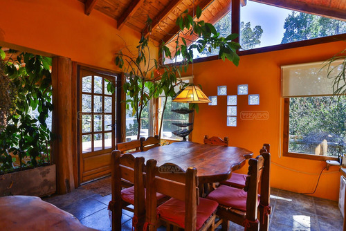 Casa En Venta Ubicado En Lago Gutiérrez, Bariloche, Patagonia