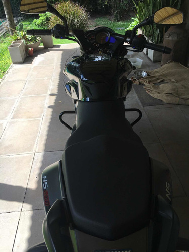 Bajaj Rouser 200 Ns
