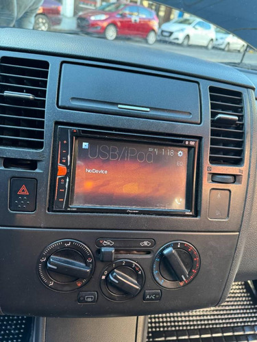 Nissan Tiida 1.8 Acenta