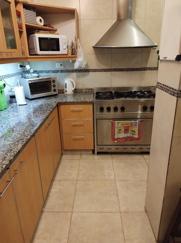 Imagen 9 de 20 de T/casa Al Frente 4 Amb 2 Baños Reciclado Entrada