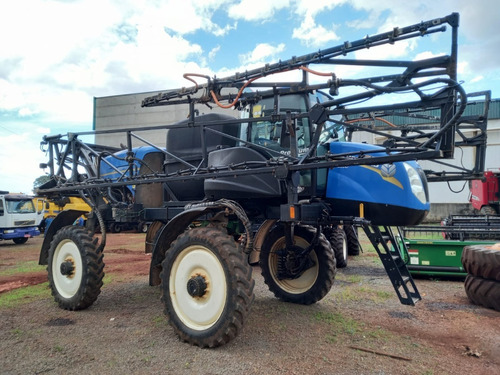 Pulverizador New Holland  Modelo Sp 2500  4×4  Ano 2015