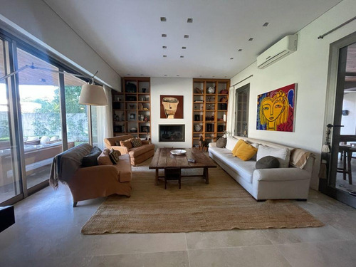 Imagen 12 de 30 de Casa - Las Lomas-san Isidro