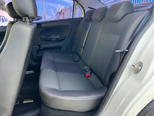 Volkswagen Voyage Mpi