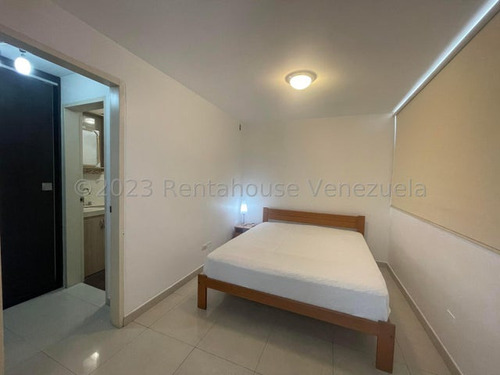 Apartamento En Alquiler En Los Palos Grandes Jjazpurua 24-5517