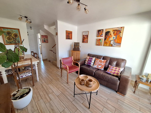 Casa De 4 Dormitorios En Jardín Del Mar