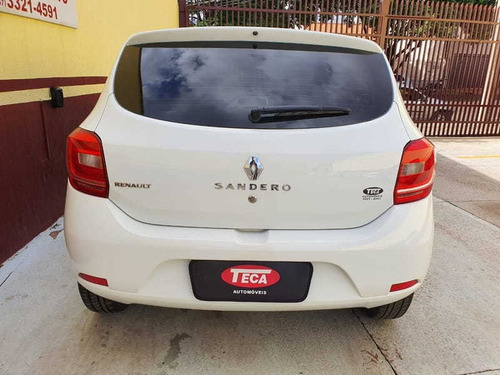 Renault Sandero Auth 10