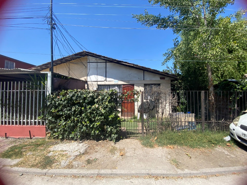 Casa En Venta Cerca De Metro Macul, Peñalolen