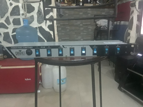 Regleta Chauvet 8 Tomas