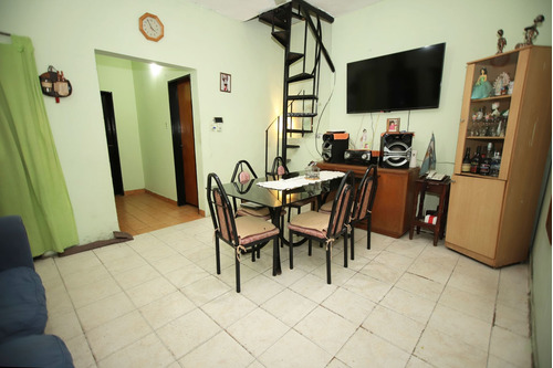 Imagen 10 de 30 de Venta Casa 5 Ambientes Patio Tablada Permuta