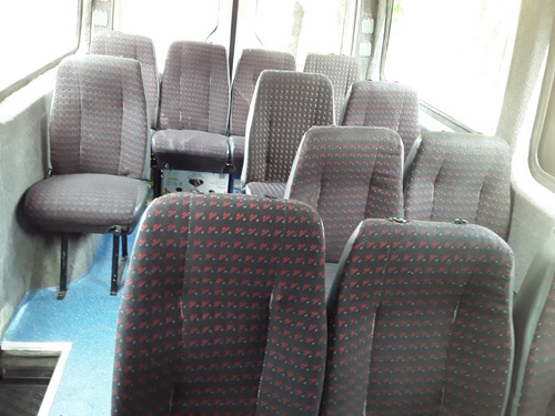 Imagen 5 de 10 de Mercedes Benz Sprinter 2.1 415 2013 Combi 3665 150 Cv 15+1