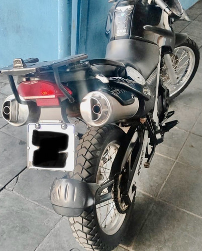 A Bmw G 650 Gs É Uma Moto Adventure De Média Cilindrada, Com