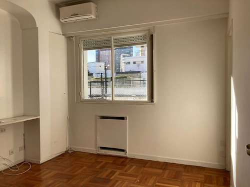 Alquiler Muy Luminoso Con Balcón Terraza 4 Ambientes 2 Baños
