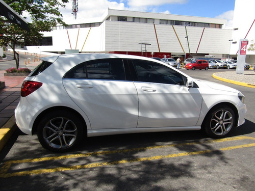 Imagen 4 de 14 de Mercedes Benz