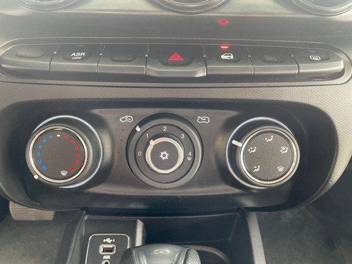 Fiat Cronos DRIVE 1.3 8V Flex Aut.