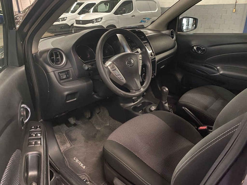 Imagen 10 de 14 de Nissan Versa 2017 4p Advance L4/1.6 Man