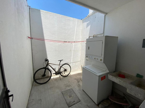 Casa Amueblada En Renta En Cumbres Del Lago Juriquilla Querétaro