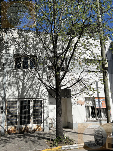 Ph Tipo Casa De 4 Ambientes En Alquiler - Ramos Mejía