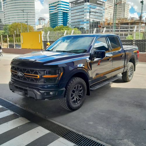 Ford F-150 5.0L V8 Tremor 4X4 At