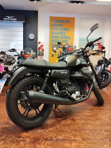 Imagen 16 de 17 de Moto Guzzi V7 Iii Stone Negra Usada