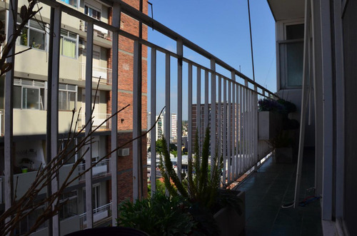 Departamento De 3 Ambientes En Venta- Mart.-vias/santa Fe - Reynolds Propiedades