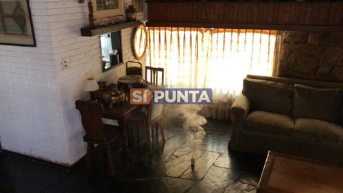 Imagen 2 de 12 de Muy Buena Zona