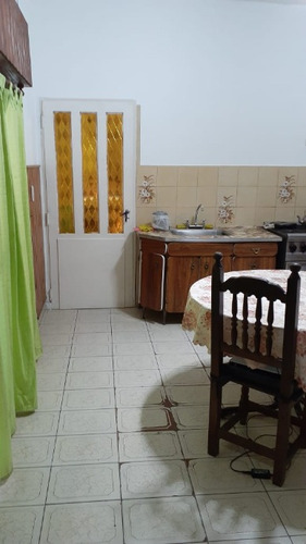Imagen 5 de 9 de Casa Para 2 Familias En Venta Cond En Lanus Este