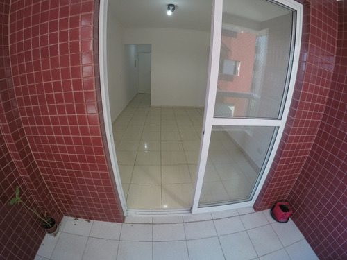 Imagem 4 de 14 de Apartamento 2 Dormitórios Suite- Forte- 250mts Praia- Amj179