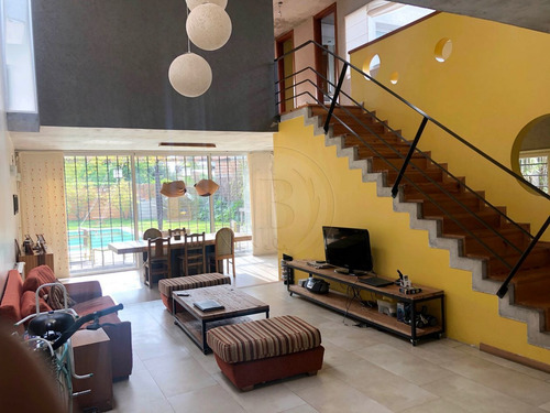 Bustamante Prop Casa Venta 10644 Castelar