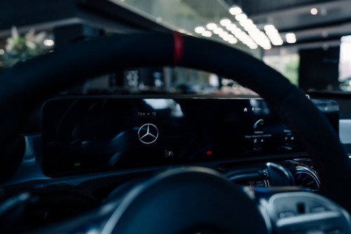 Imagen 15 de 15 de Mercedes Benz Amg A 35 Hatch