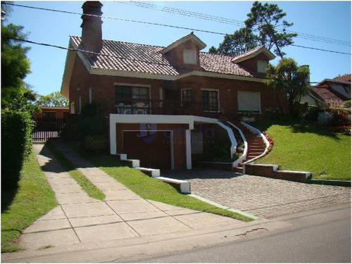 Punta Del Este, Zona Roosevelt- Ref: 1184