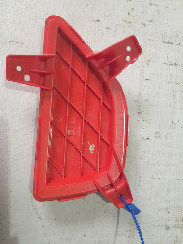 Farol De Neblina Parachoque Traseiro Tracker L/d 2018 2019 (Usado)