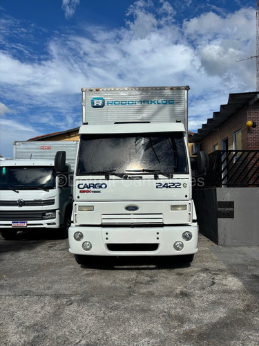 Ford Cargo 2422 2011 Baú Furgão Revisado