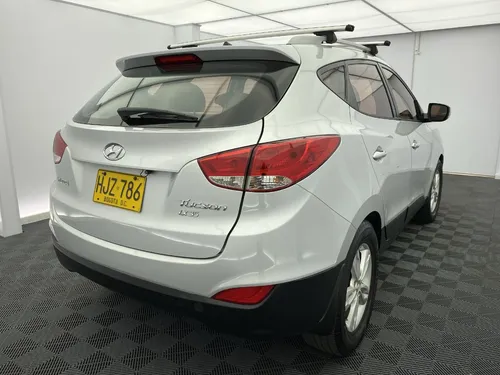 Hyundai TUCSON IX-35 2.0l 164 hp 4x2