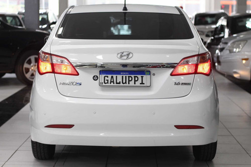 Imagem 15 de 15 de Hyundai Hb20s 2015 1.6 Comfort Plus Flex 4p
