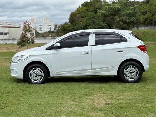 Chevrolet Onix 1.0 MPFI LS 8V FLEX 4P MANUAL
