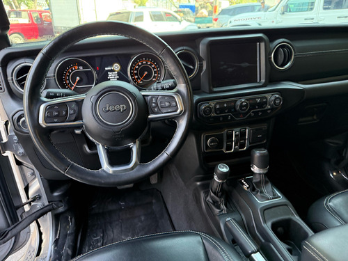 Jeep Wrangler 3.6 Unlimited Sahara 4x4 At