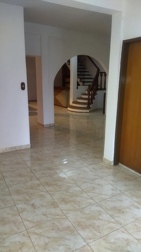 Imagen 5 de 14 de Se Vende Casa Totalmente Remodelada, 04128921943