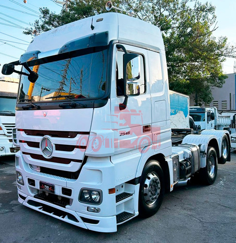 Mb Actros 2546 Mega Space 6x2 2011 - Tvg Caminhões
