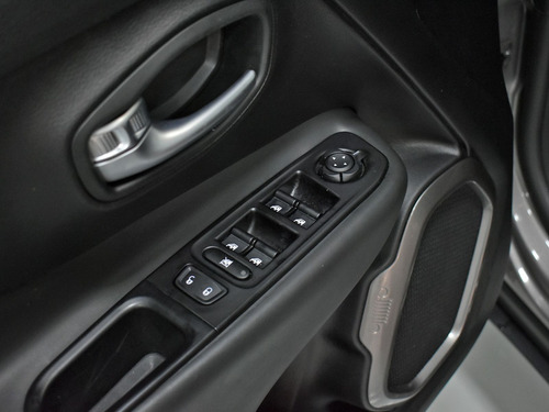 Jeep Renegade Limited 1.8 4x2 Flex 16V Aut.