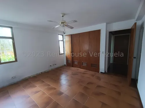 Casa En Venta La Tahona As