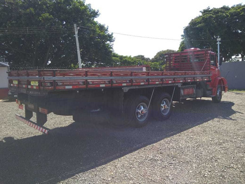 Caminhão 6x2 Carroceria Vw 23220