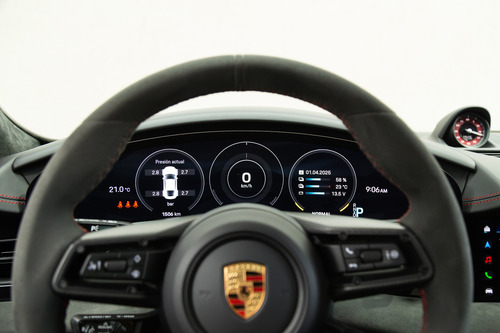 Porsche Taycan 2023