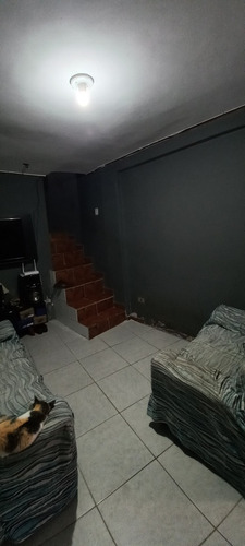 Vendo Sobrado 3 Quartos