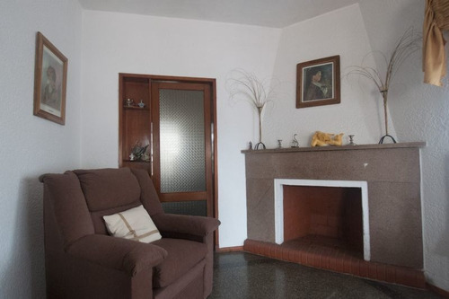 Casa En Venta De 3 Dormitorios En Minas