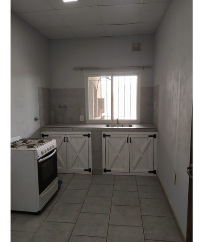Imagen 16 de 25 de Galpón Y Casa Con Pileta. Excelente Oportunidad!!!!