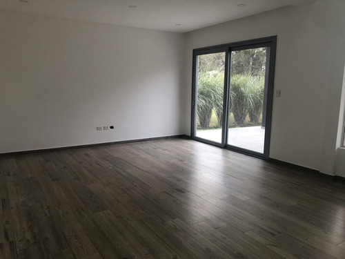 Imagen 30 de 30 de Casa Minimalista A Estrenar - Weston - Moreno - Venta - Permuta - Financia - Piscina