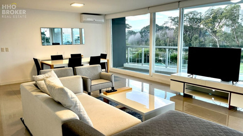 Venta De Apartamento Esquinero, Torre One I, Roosevelt, Punta Del Este.