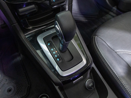 Ford Fiesta Kinetic 1.6 Titanium Powershift 120cv
